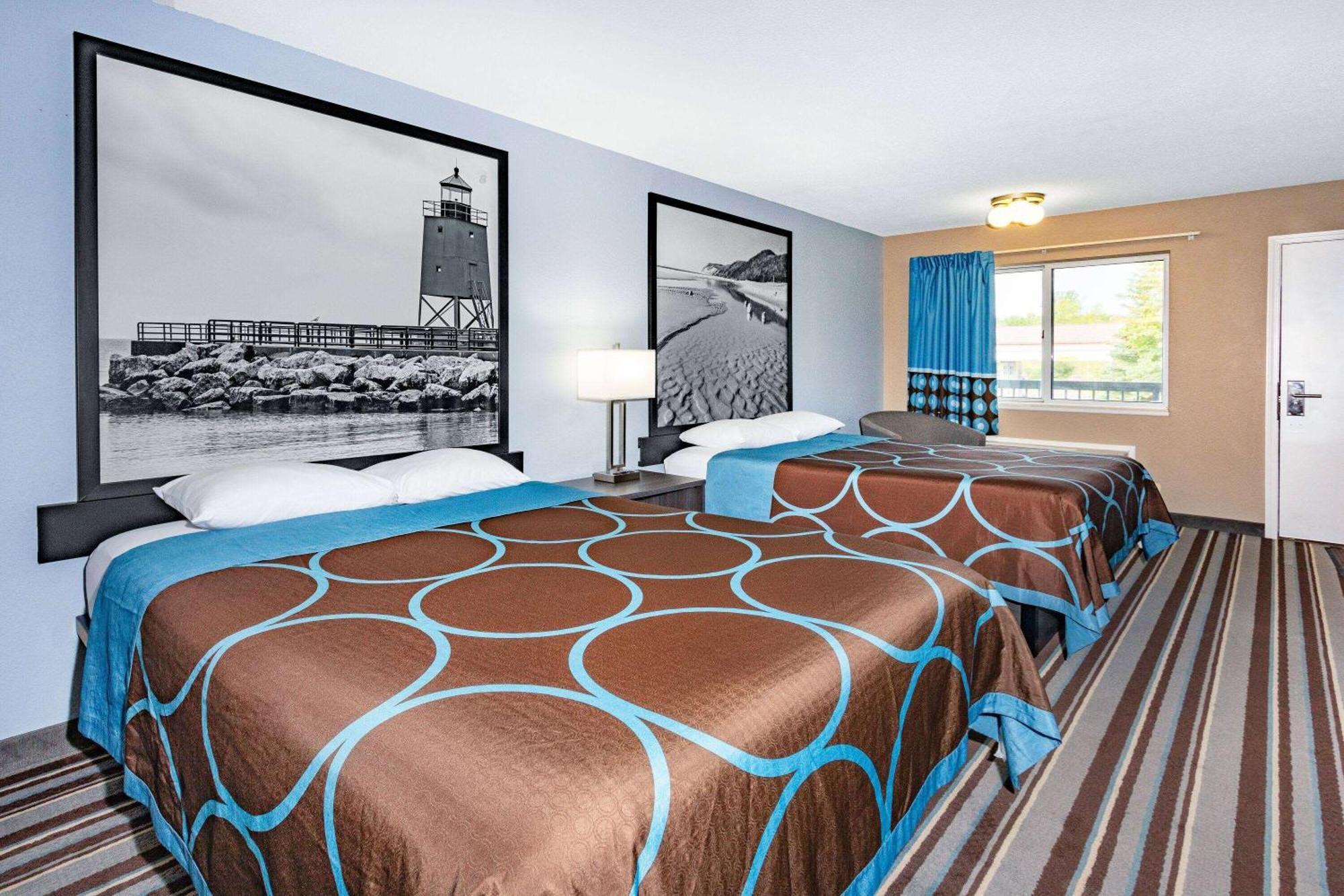 Super 8 By Wyndham Marysville/Port Huron Area Exterior photo